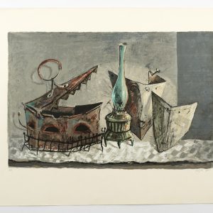 טבע דומם עם מנורה, מגהץ ומסכות